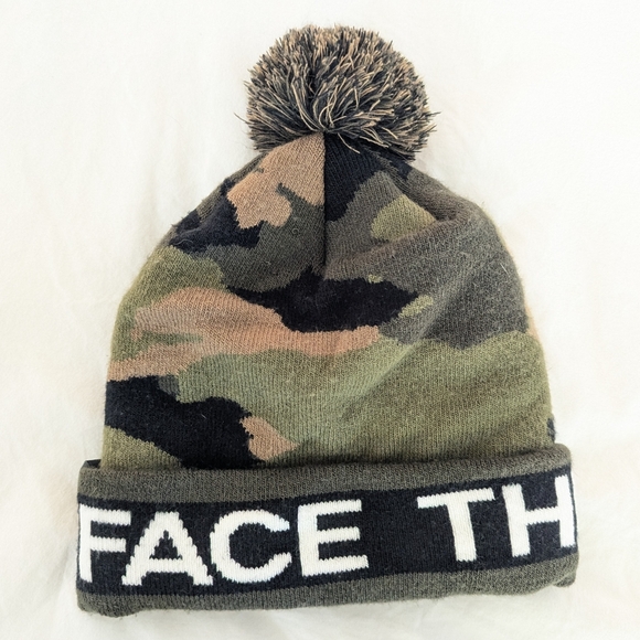 The North Face Camo Foldover Pom Pom Double Layer Beanie - Picture 3 of 5